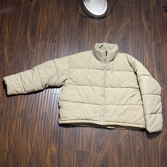 NWOT MESHKI Light Taupe Nylon Puffer Jacket - Picture 5 of 14